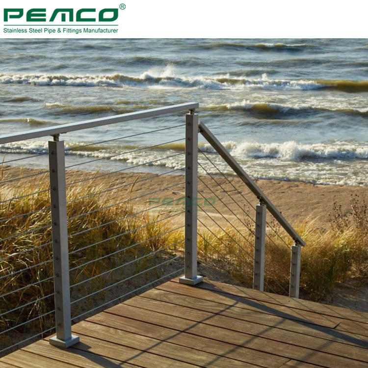 Seaside Deck Stainless Steel Cable Railing